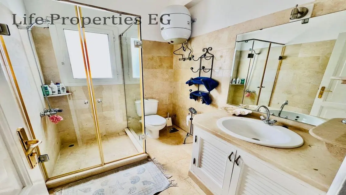 Lovely White Apartment for Sale in El Gouna - Phase 4