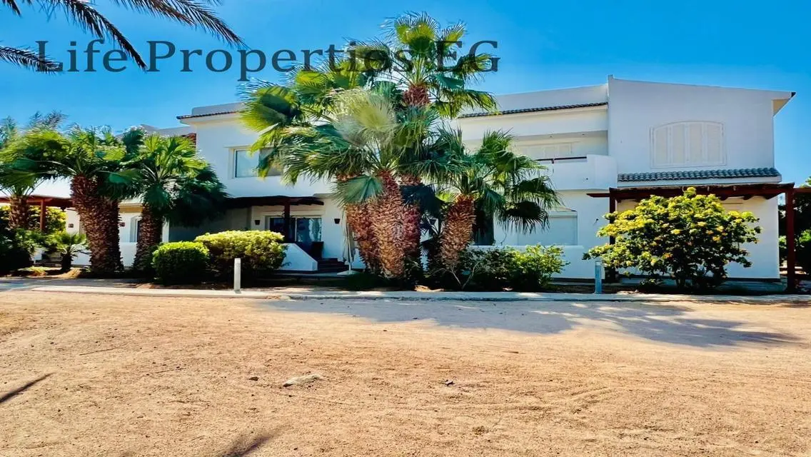 Lovely White Apartment for Sale in El Gouna - Phase 4