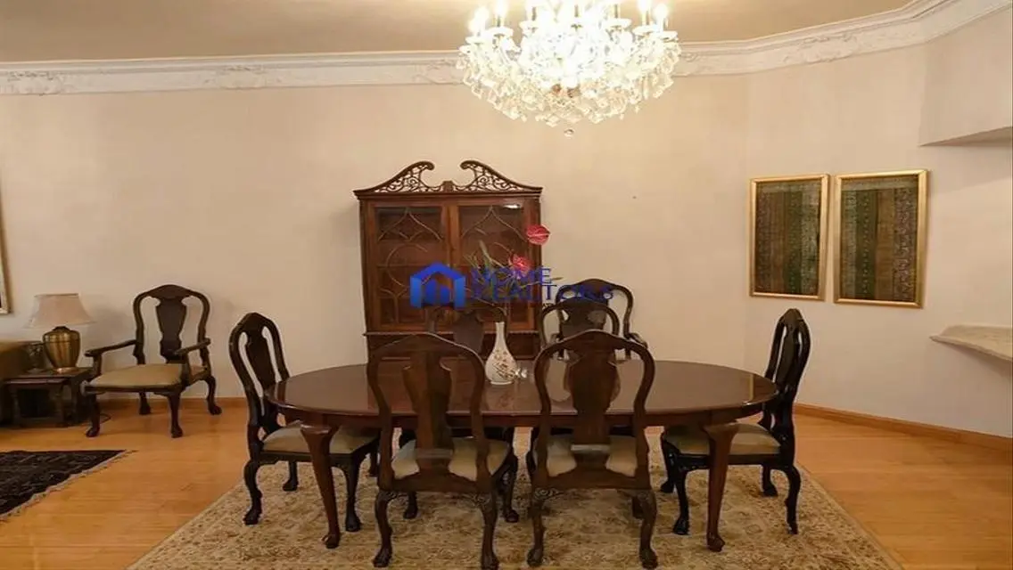 شقة فاخرة للإيجار في موقع متميز