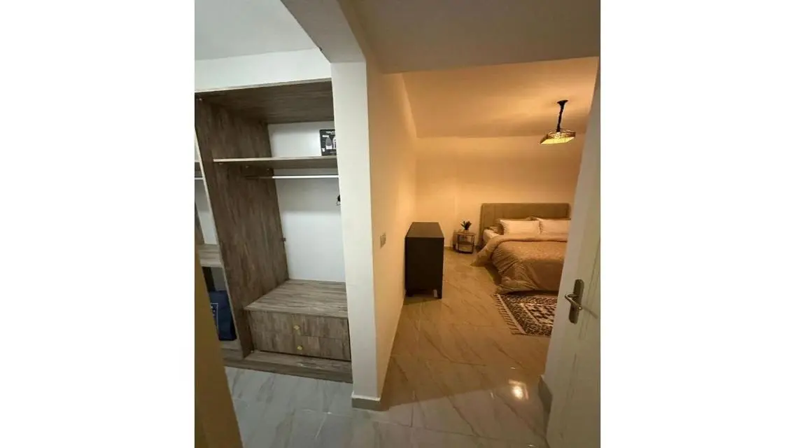 Apartment B15 with Central Air Conditioning and Balcony
