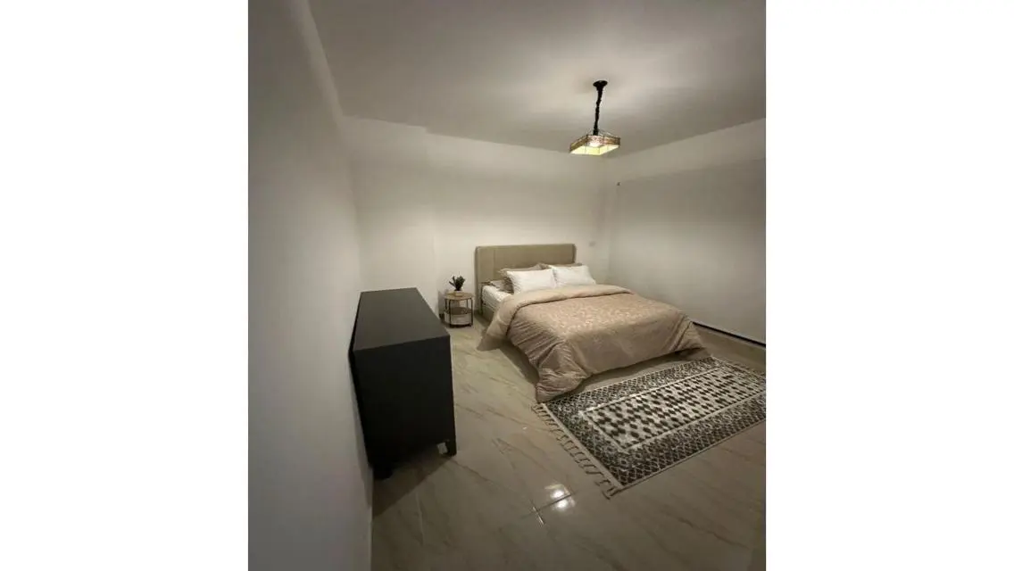 Apartment B15 with Central Air Conditioning and Balcony