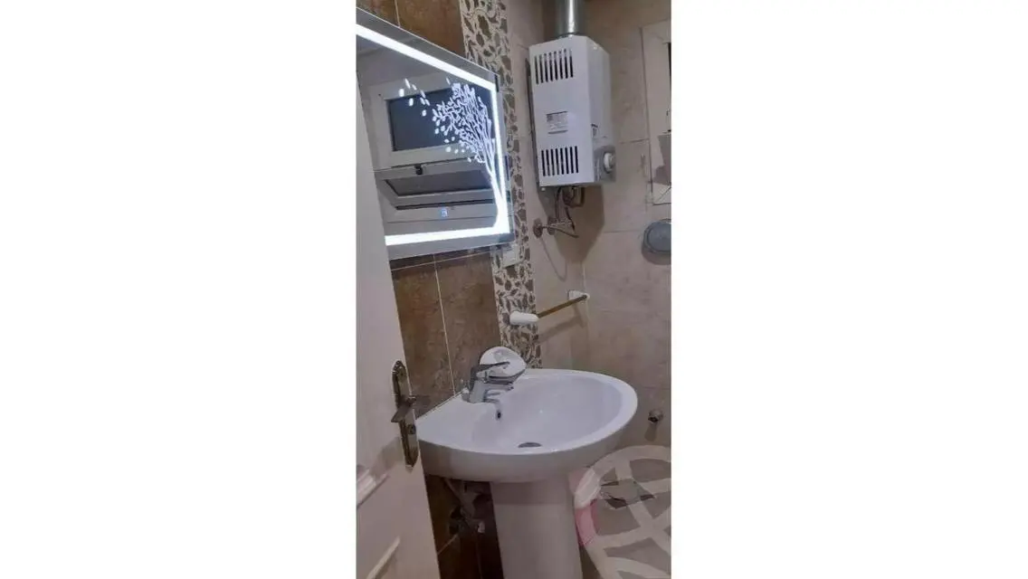شقة رائعة للإيجار بـ20000 جنيه