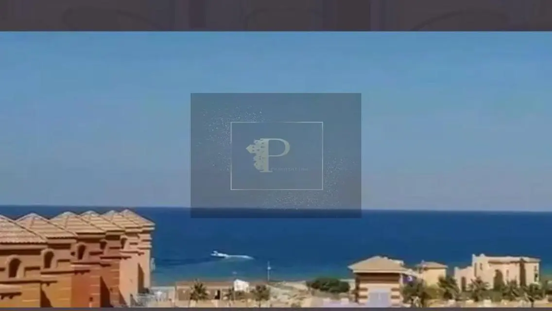 شقة فاخرة بمساحة 2400 متر للإيجار