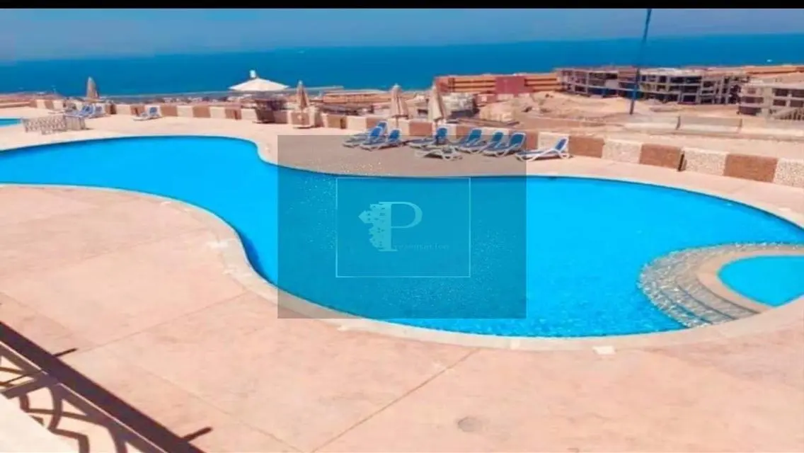 Luxury Apartment in the Heart of the City with Scenic Views
