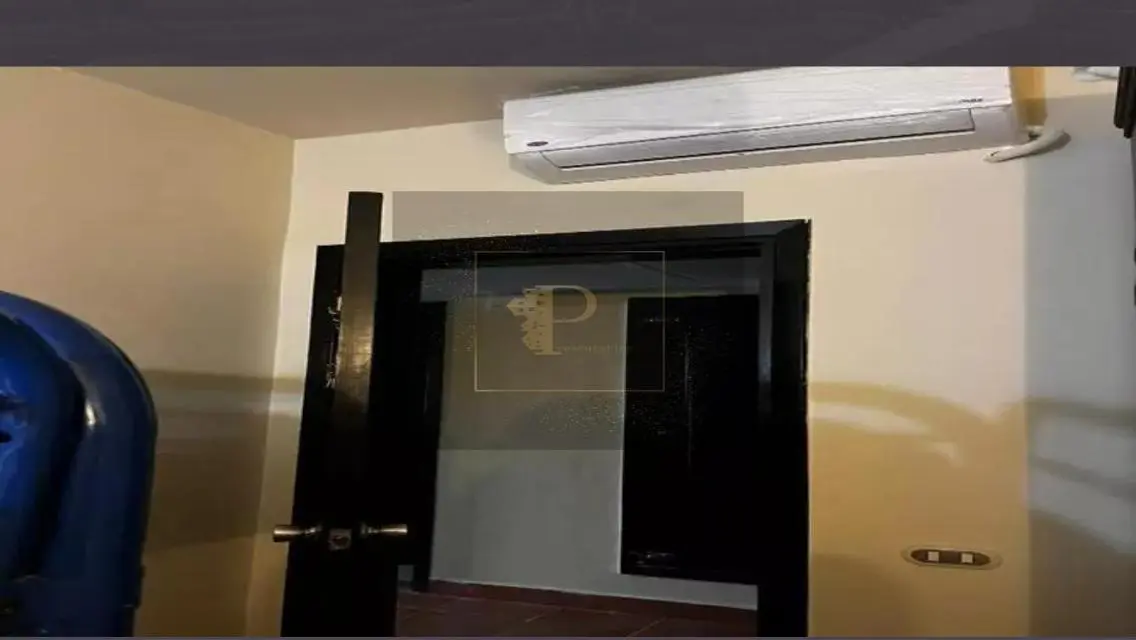 Luxury Apartment in the Heart of the City with Scenic Views