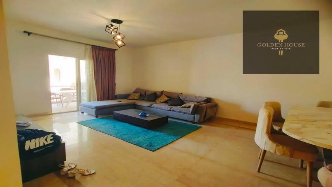 Luxury Apartment with Lake View for Sale
