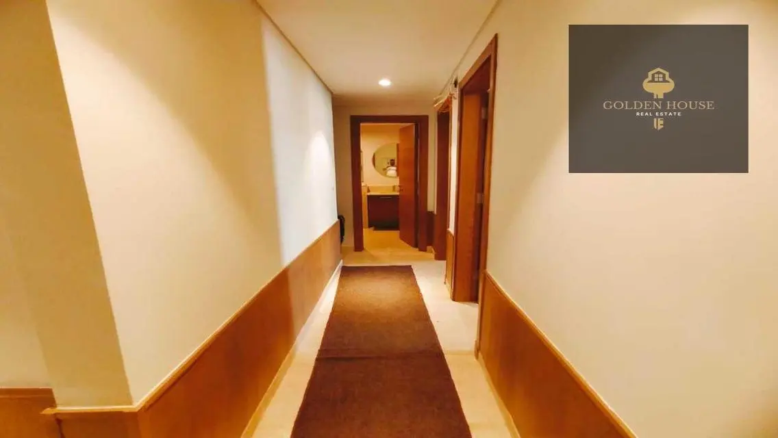 Luxury Apartment with Lake View for Sale