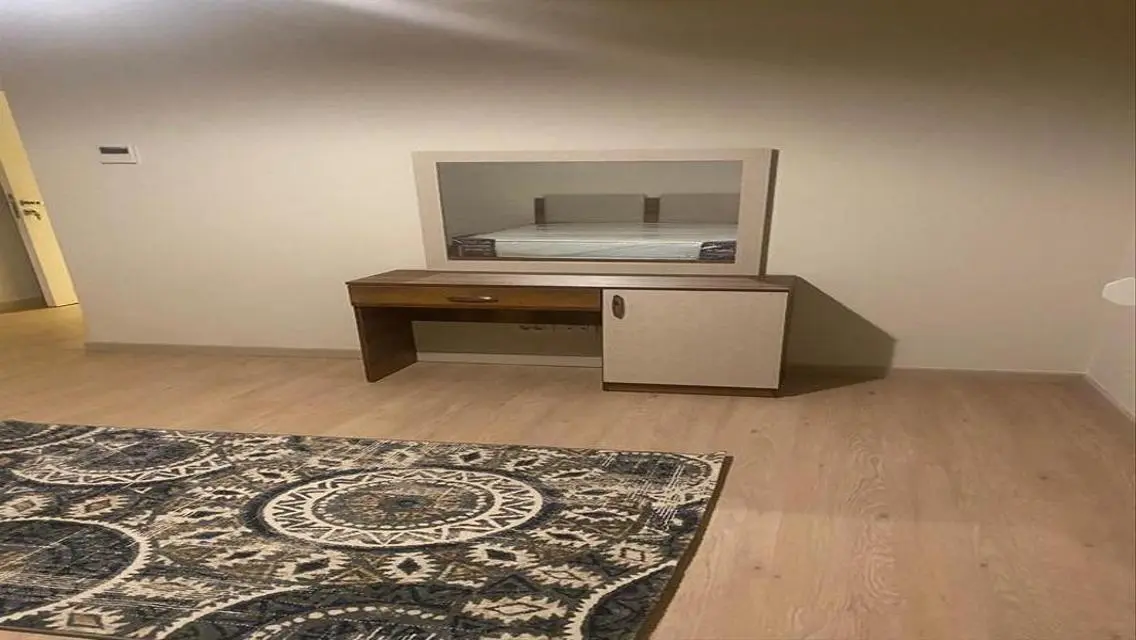 شقة فاخرة مكونة من غرفتي نوم بمساحة 140 متر