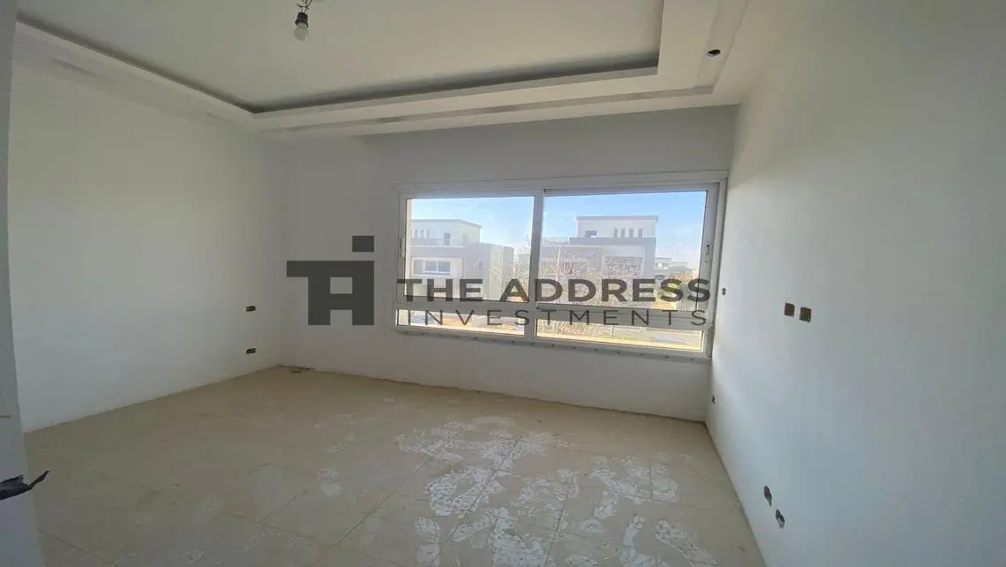 Luxurious Villa with Private Pool and Garden in Prime Location