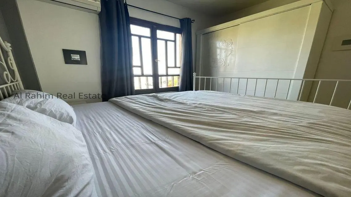 Apartment for Sale with Balcony and Security Guard