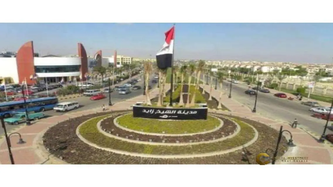 شقة فاخرة مع شرفة في نادي 13