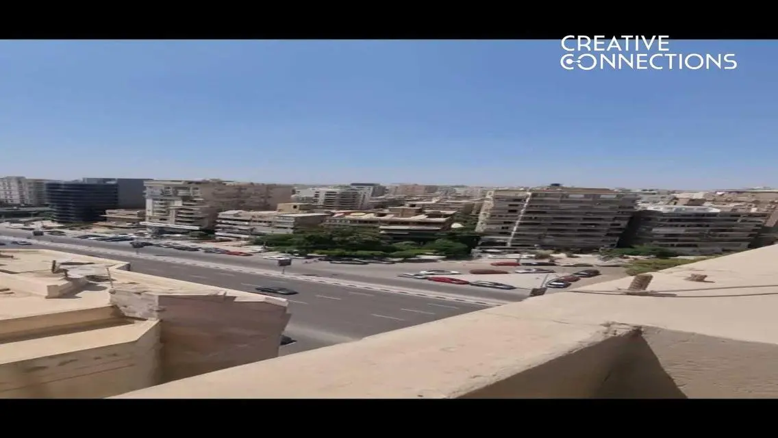 شقة فاخرة للبيع بمساحة 225 متر