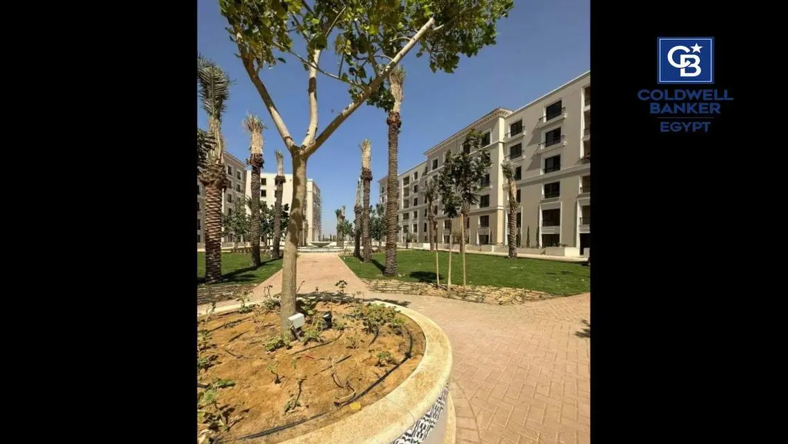 Luxury Apartment with Private Garden and Shared Pool