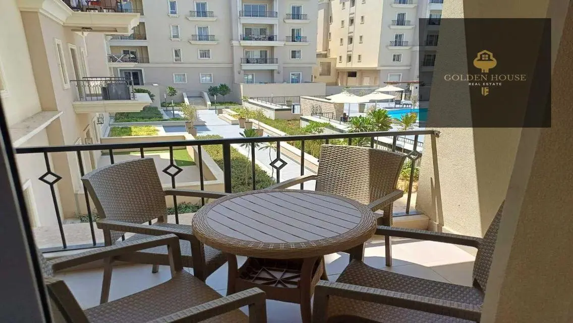 Stunning Lake View Apartment with Luxurious Amenities