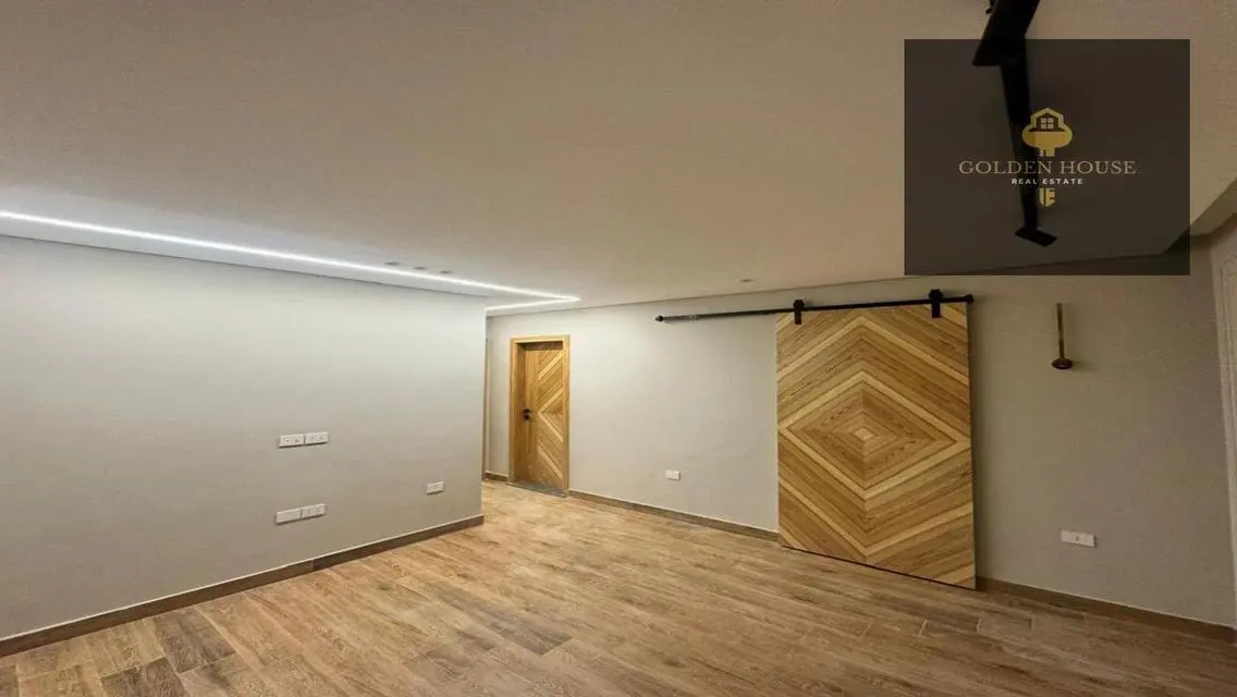 Exceptional Apartment for Sale in The Squer - 165 Sq. M
