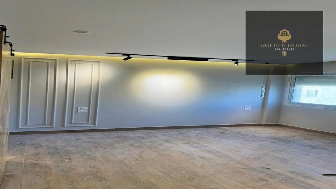 Exceptional Apartment for Sale in The Squer - 165 Sq. M