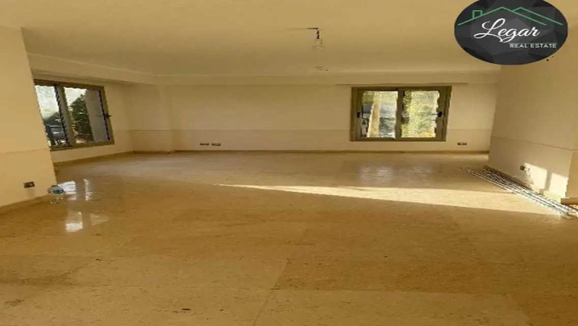 Luxury Villa for Sale in Palm Park