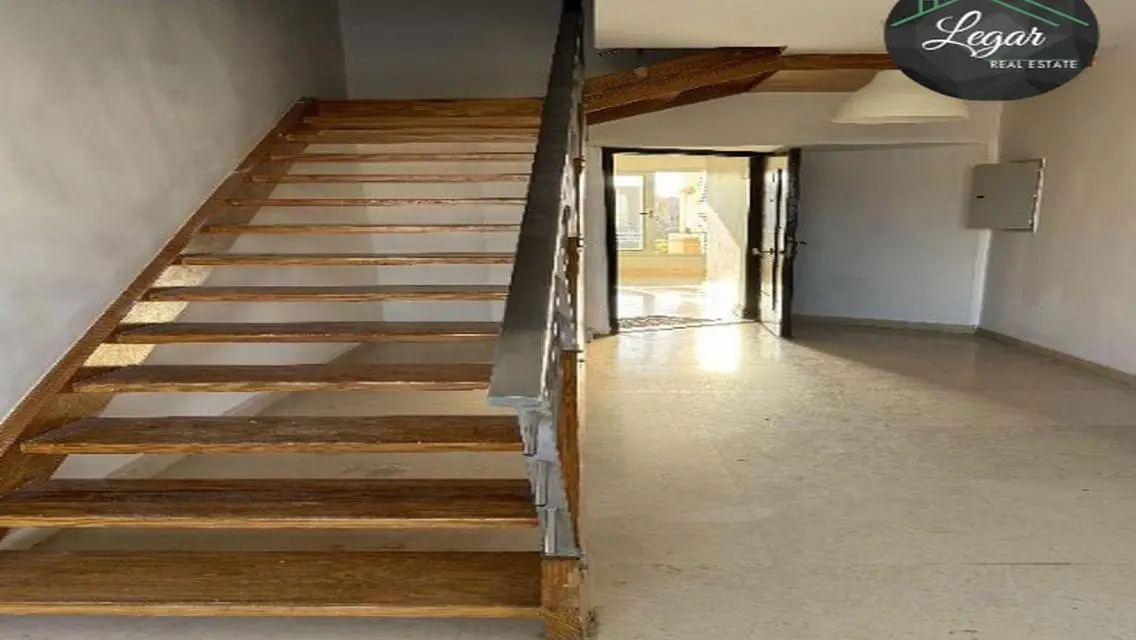 Luxury Villa for Sale in Palm Park