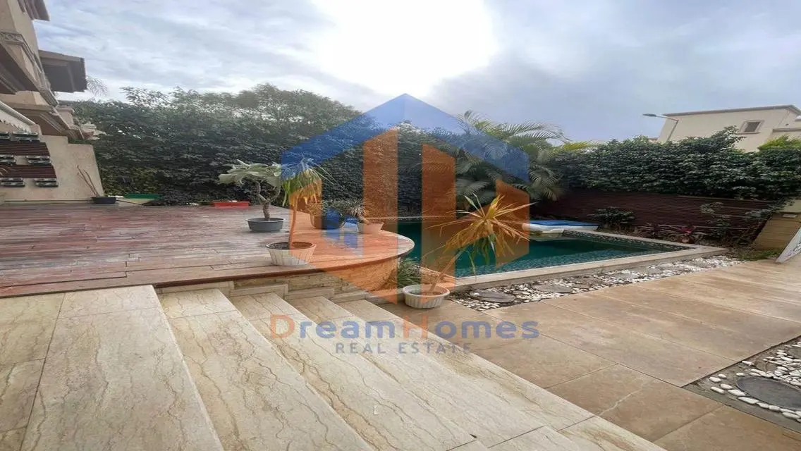 Luxury Apartment with 400sqm Private Pool and Garden