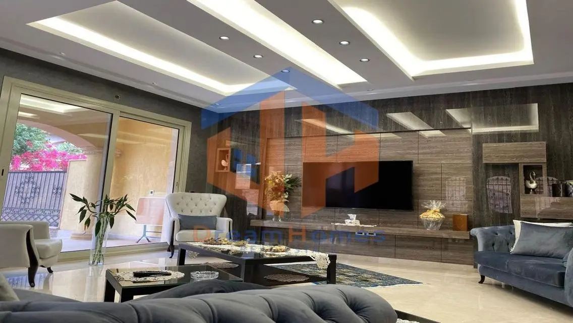 Luxury Apartment with 400sqm Private Pool and Garden