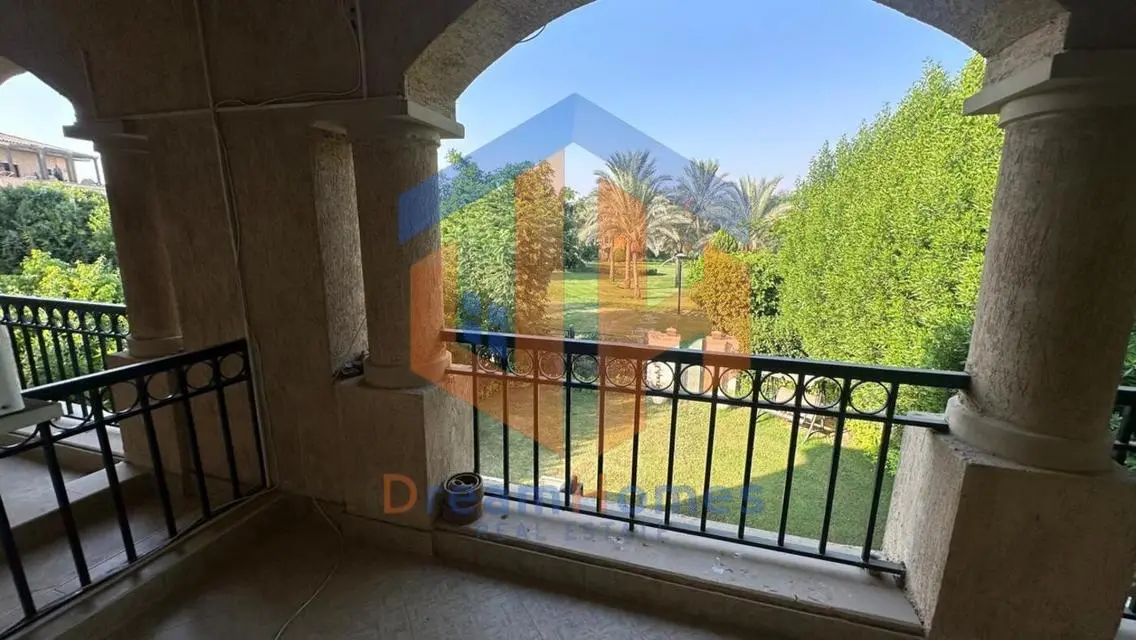 Luxury Apartment for Sale with Maid's Room in Prime Location