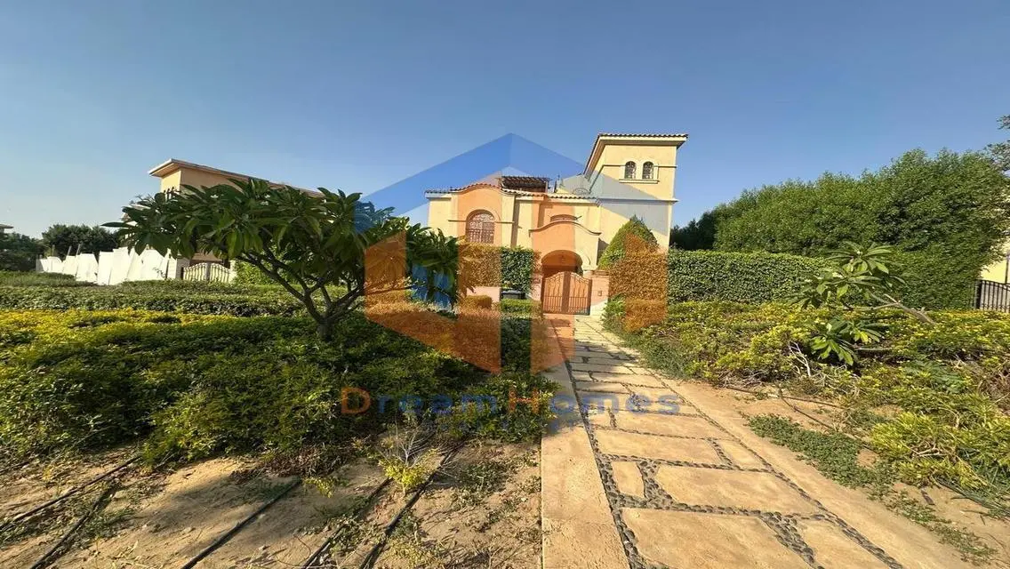 Luxury Apartment for Sale with Maid's Room in Prime Location
