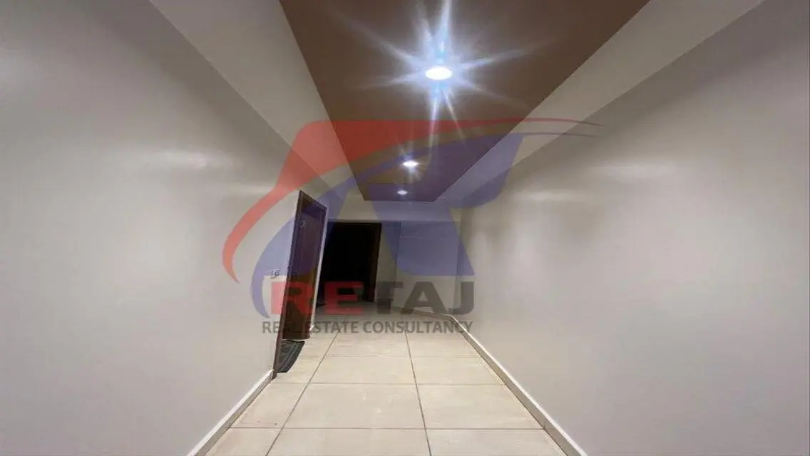 شقة فاخرة للإيجار بمساحة مريحة