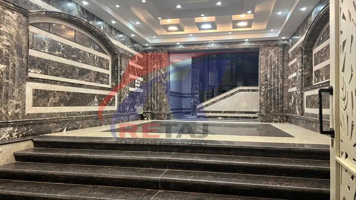 Luxury Apartment with Private Pool and Amenities in Cairo