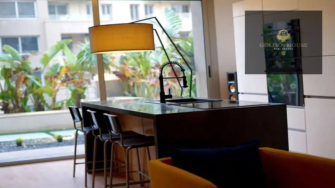 Luxury Apartment for Sale in Frank with Private Garden