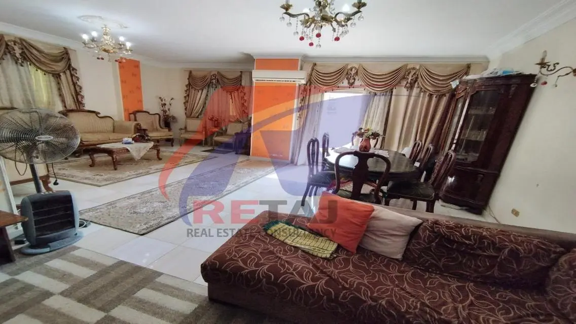 Premium Apartment with Landmark View