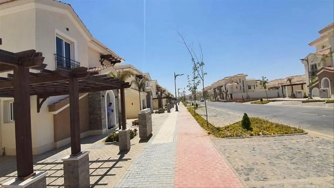 Luxury Apartment 171 sqm with Private Garden and Pool