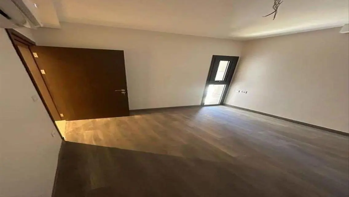 Luxury Villa Overlooking Lakes for Sale at 5,300,000 EGP