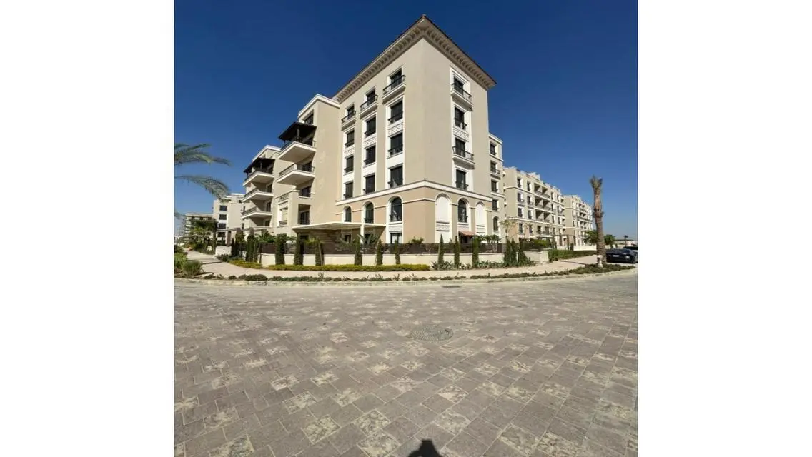 Luxury Apartment in 15-164 with Private Garden and Shared Pool