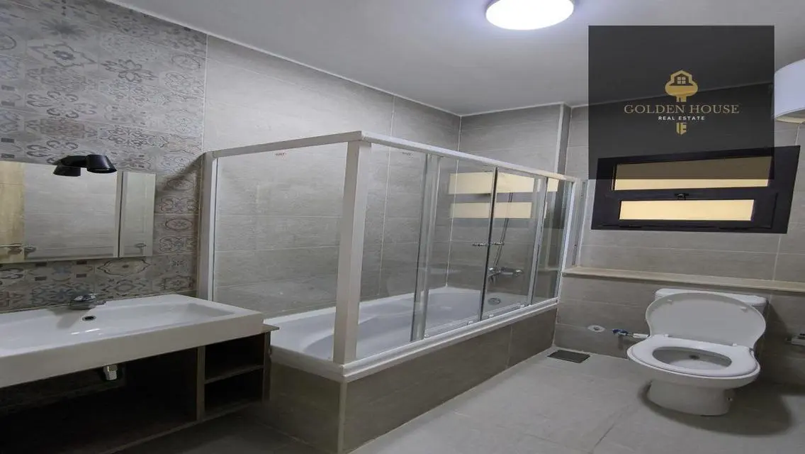 Stunning Apartment for Sale at an Attractive Price in a Prime Location