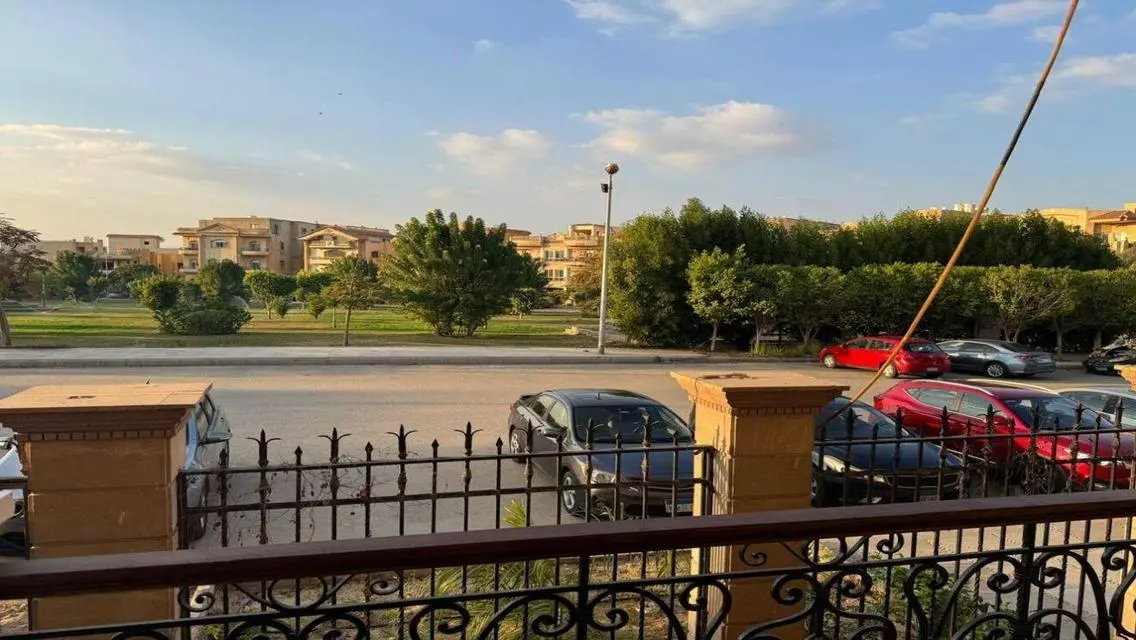 شقة فاخرة للبيع في كايرو فيستيفال سيتي