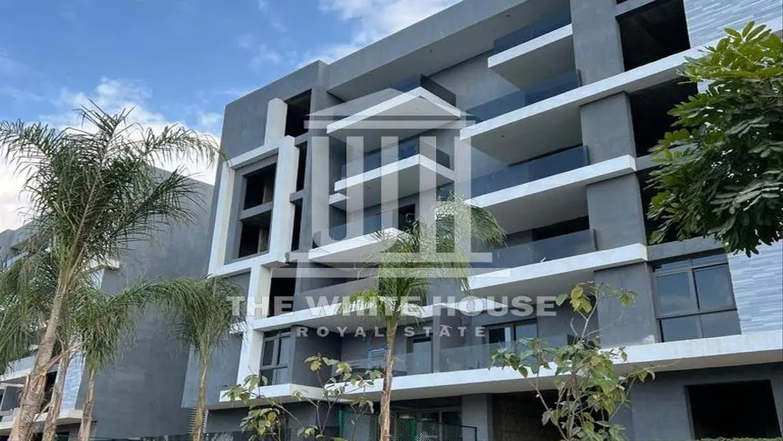 Luxury Apartment for Sale near Bucking University