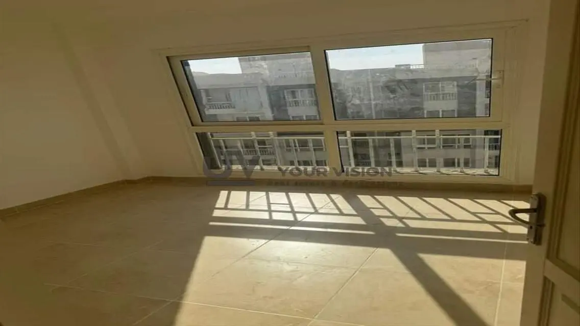 Luxury Apartment in Craft Zone - 74 Square Meters