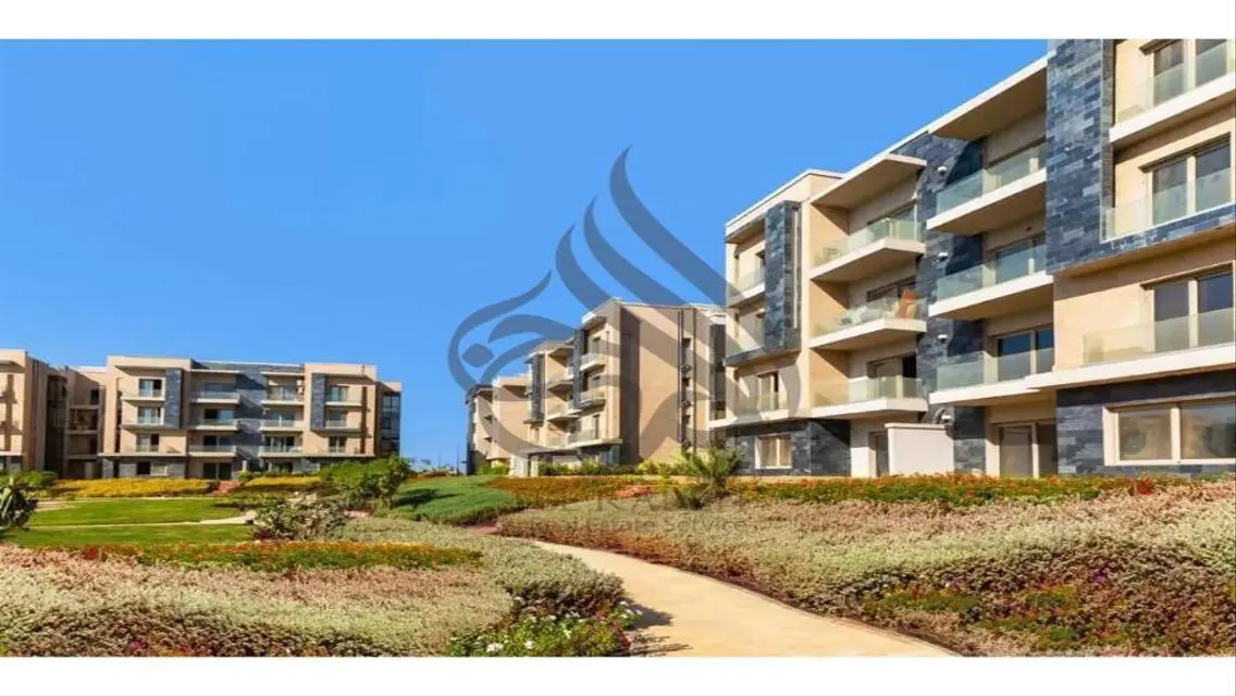 Luxury Apartment with Shared Pool and Security Guard