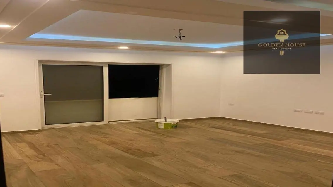 Stylish Apartment for Sale in The Squer