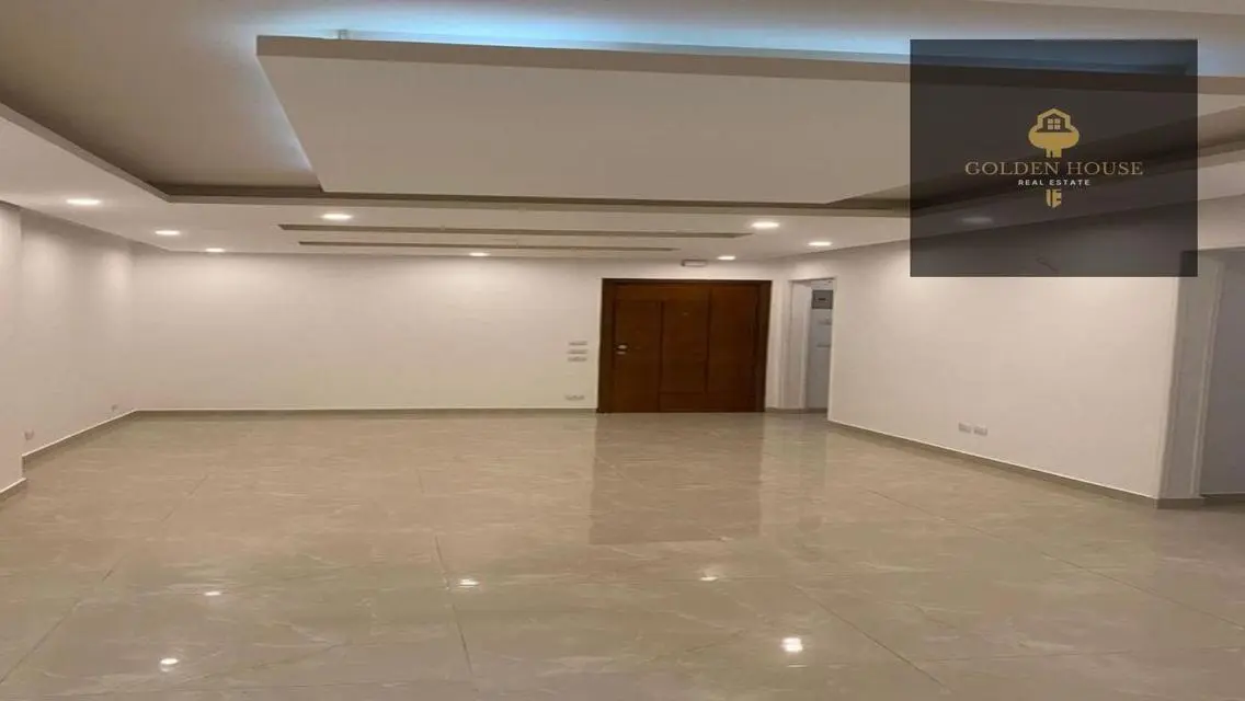 Stylish Apartment for Sale in The Squer
