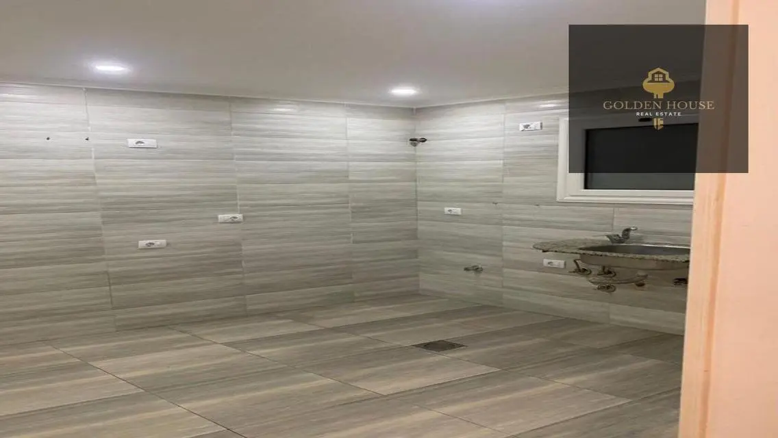 Stylish Apartment for Sale in The Squer