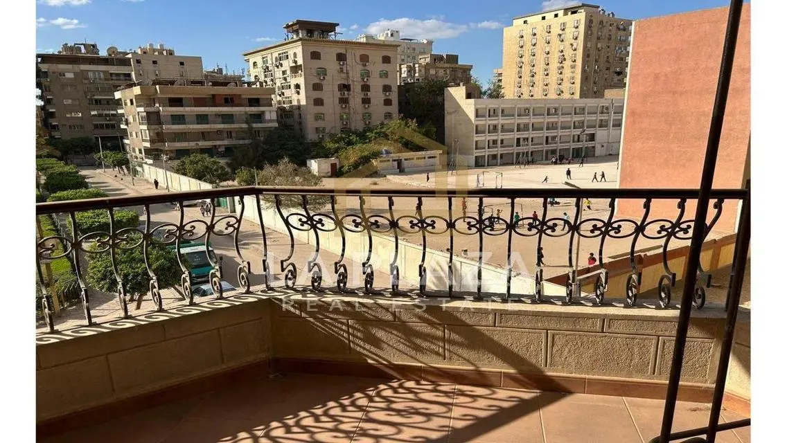 فيلا فاخرة للبيع بمميزات رائعة