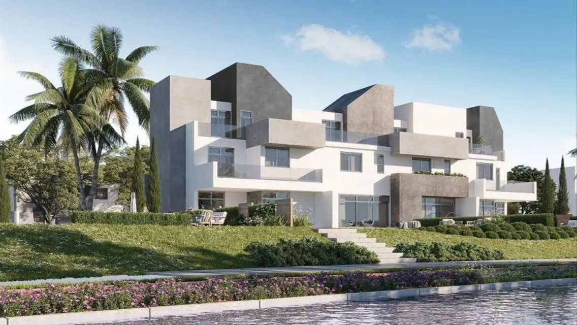 Luxury Apartment for Sale Overlooking Lakes - Rivers