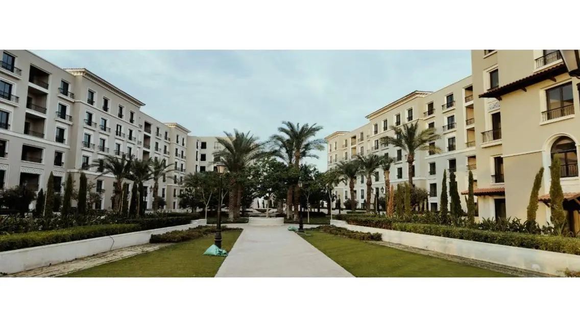 Luxury Apartment with Spacious Layout for Sale in City Center