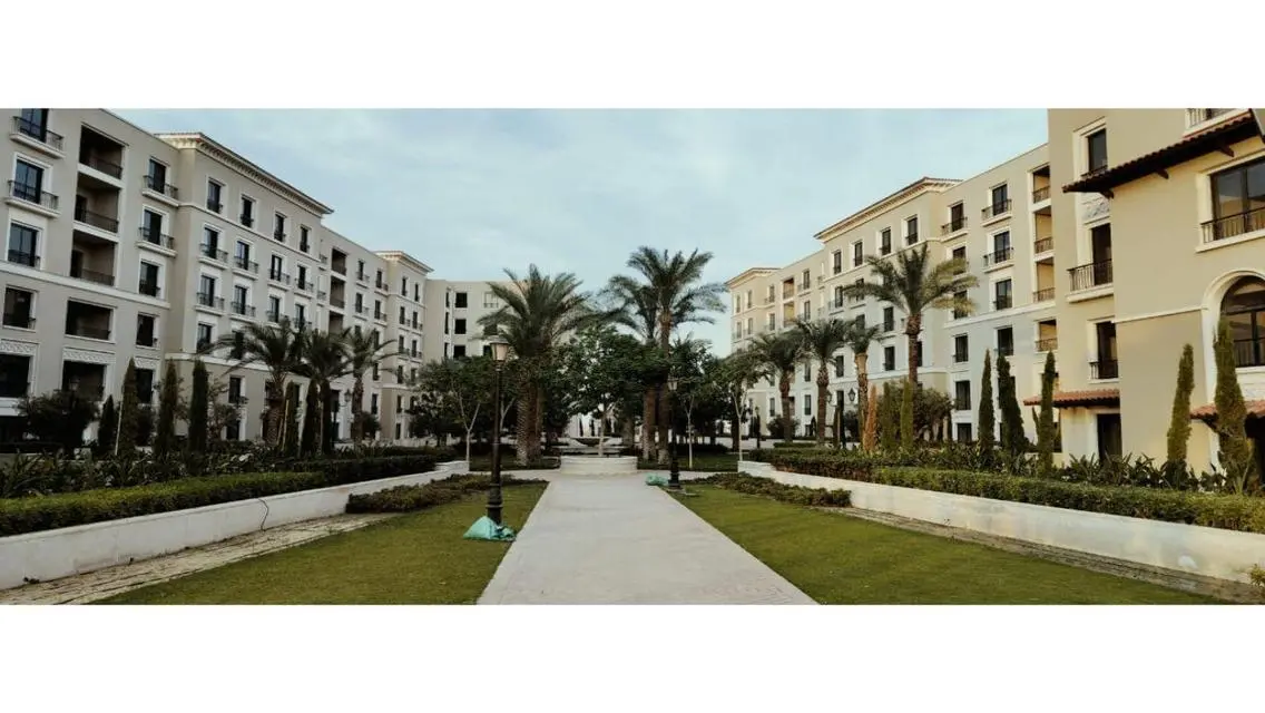 Luxury Apartment with Spacious Layout for Sale in City Center