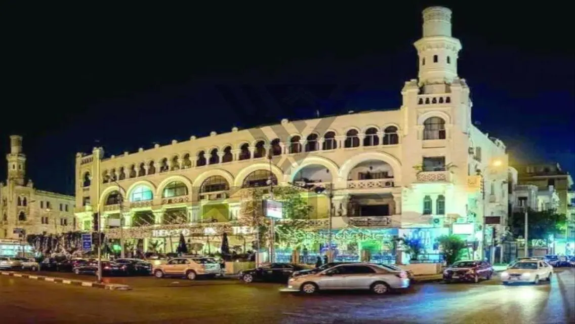 شقة فاخرة بمساحة 635 متر مربع للبيع
