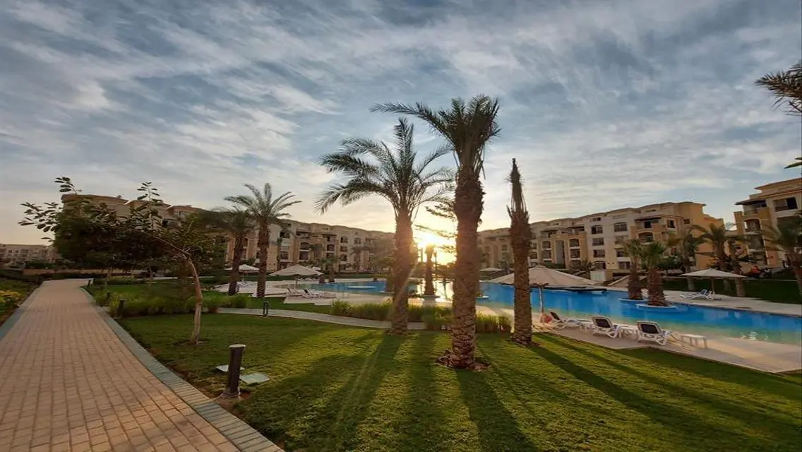 Luxury 3-Bedroom Apartment with Stunning Views