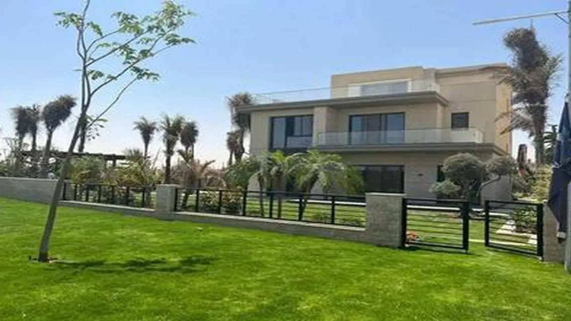 Luxury Villa for Rent with Private Lake View