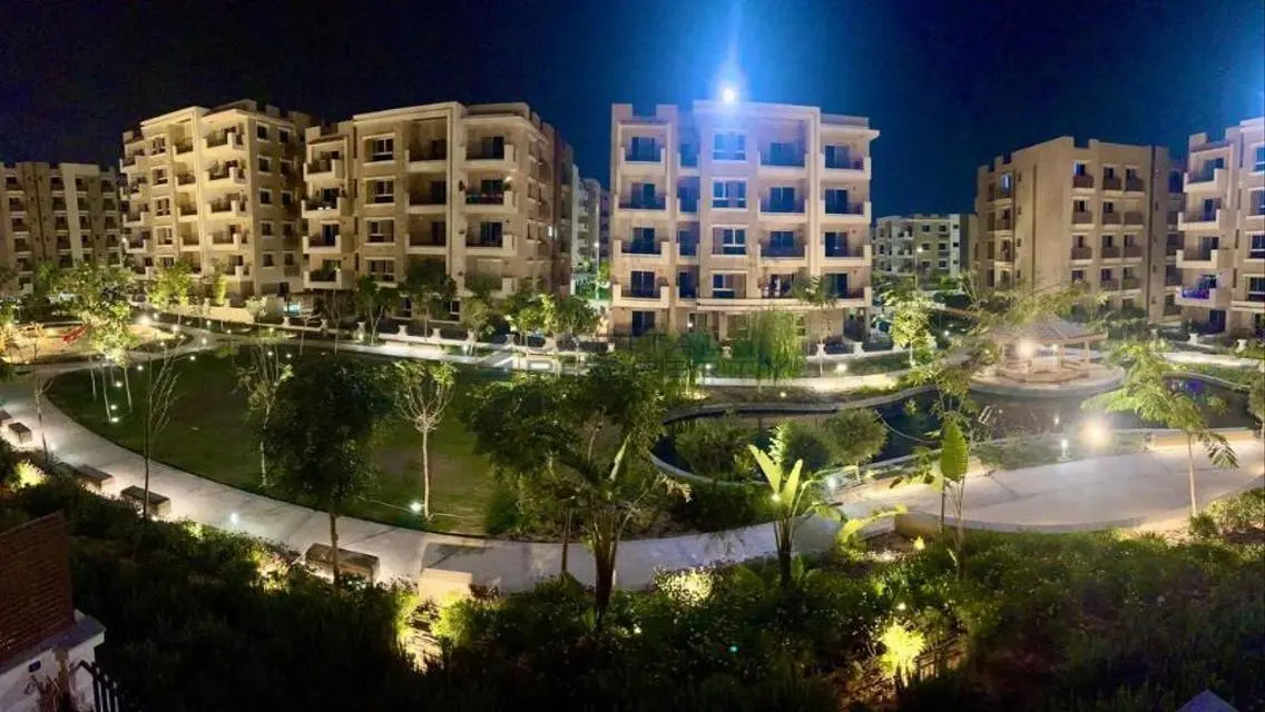 Luxury Apartment with Two Bedrooms and Amenities
