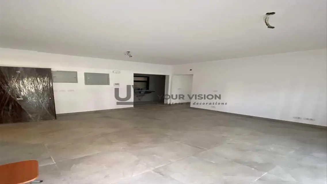 Private Apartment with Balcony and Garden in Prime Location
